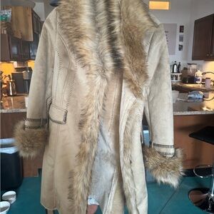 Women's Beige Faux Fur Trim Coat